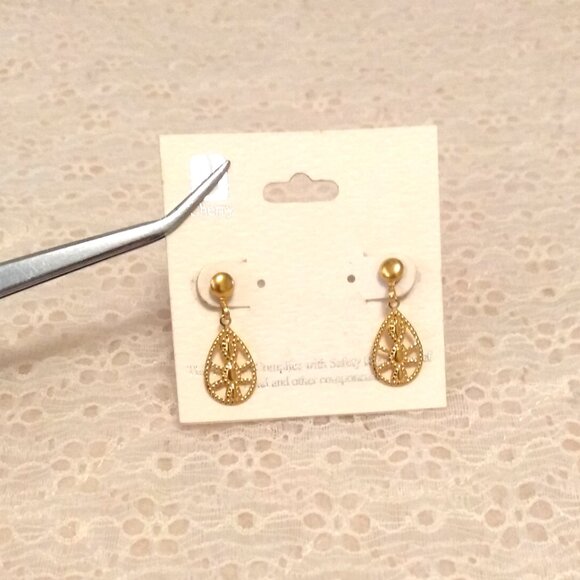Vintage NEW Yellow Gold Tone Dangle Drop Earrings Timeless VTG Jewelry - Picture 5 of 9